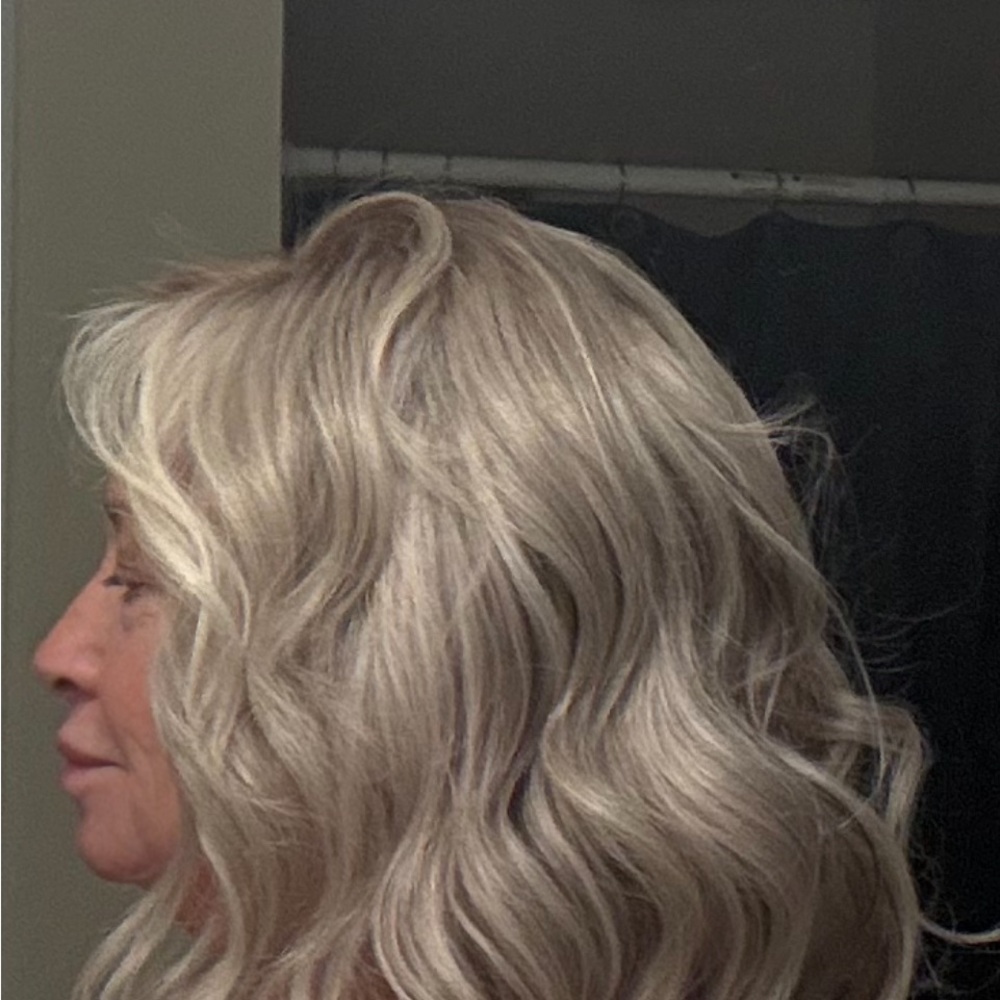 Silver Blonde Human Hair Lace-Front Wig for Women - Picture 5 of 16